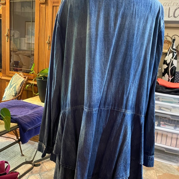 BEAUTIFUL - Picture 5 of 9